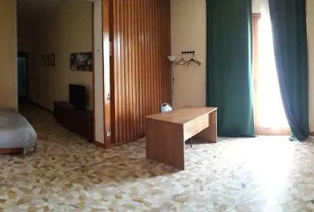 Millenottibologna Konukevi Bolonya