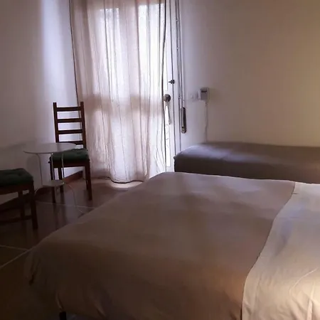 Millenottibologna Guest house *